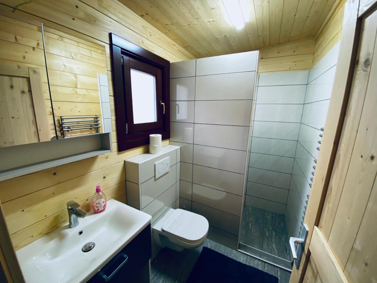 Wooden Lodge With Jacuzzi Recica ob Savinji Екстер'єр фото